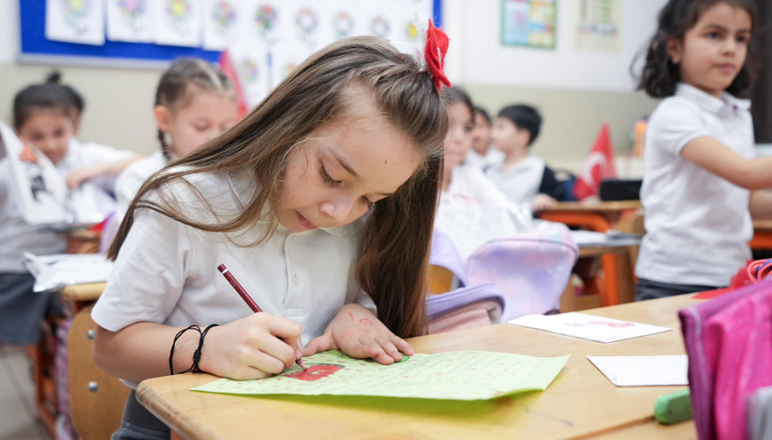 İlk mektuplar ‘Mehmetçiğe’