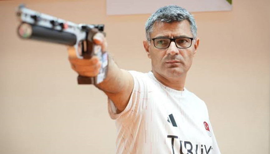 Yusuf Dikeç, Avrupa Şampiyonasında gümüş madalya aldı