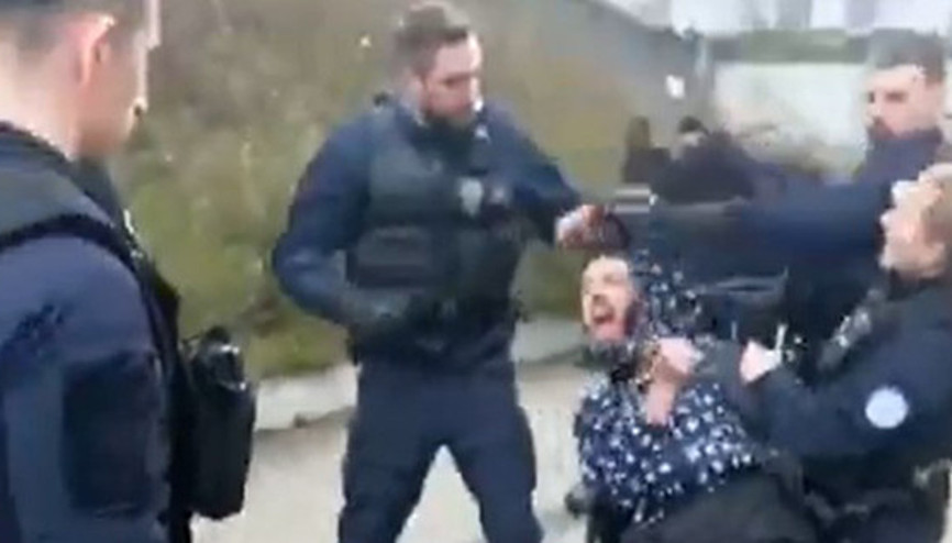 Fransa’da engelli vatandaşa yumruk atan polise suç duyurusu