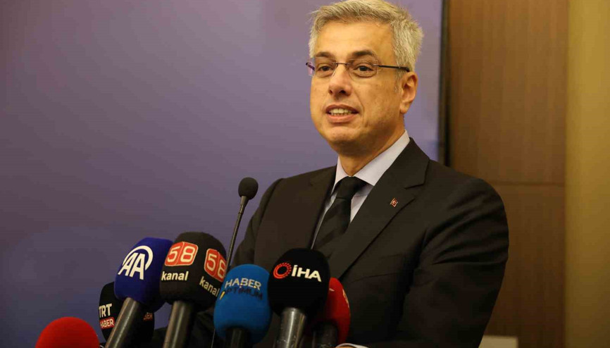 Bakan Memişoğlu açıkladı: Kuzey Makedonyadaki yangınlarda yaralanan 3 kişi Türkiyeye getirildi