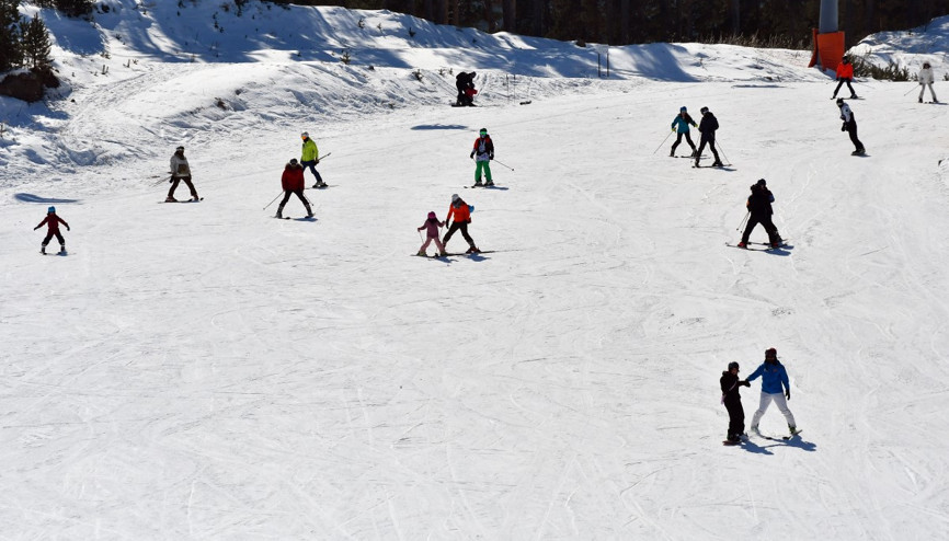 En fazla kar kalınlığının ölçüldüğü kayak merkezi belli oldu En fazla kar kalınlığının ölçüldüğü kayak merkezi belli oldu