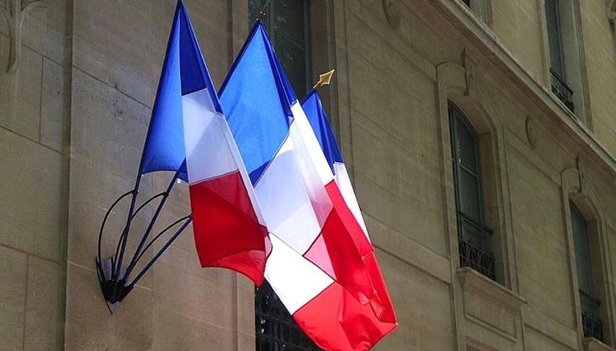 Fransa-Cezayir arasındaki sınır dışı krizi derinleşiyor