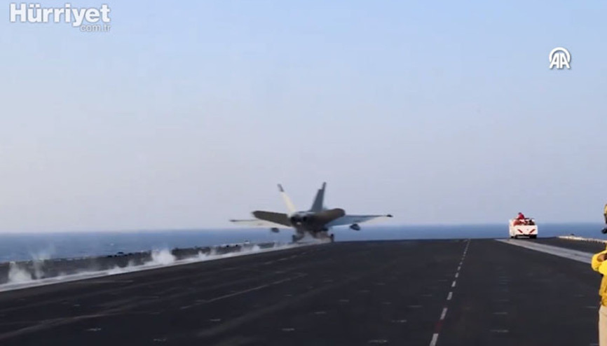CENTCOM, Yemendeki Husilere düzenledikleri hava saldırılarına ilişkin görüntü yayınladı