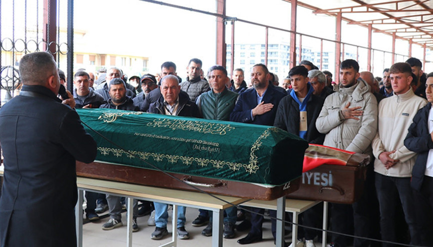 Baba ile oğlunun acı ölümü: Yan yana toprağa verildiler