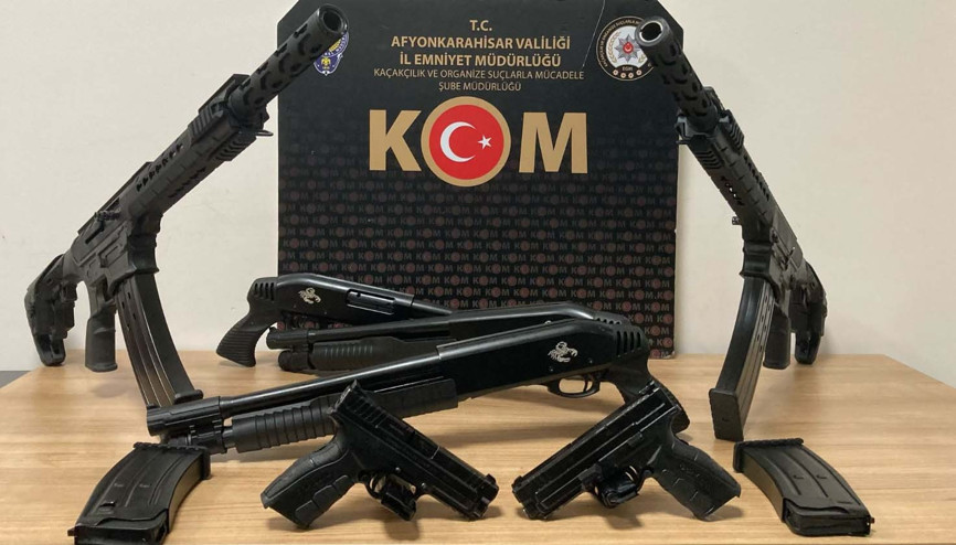 Bolvadinde kaçakçılık operasyonu Bolvadinde kaçakçılık operasyonu