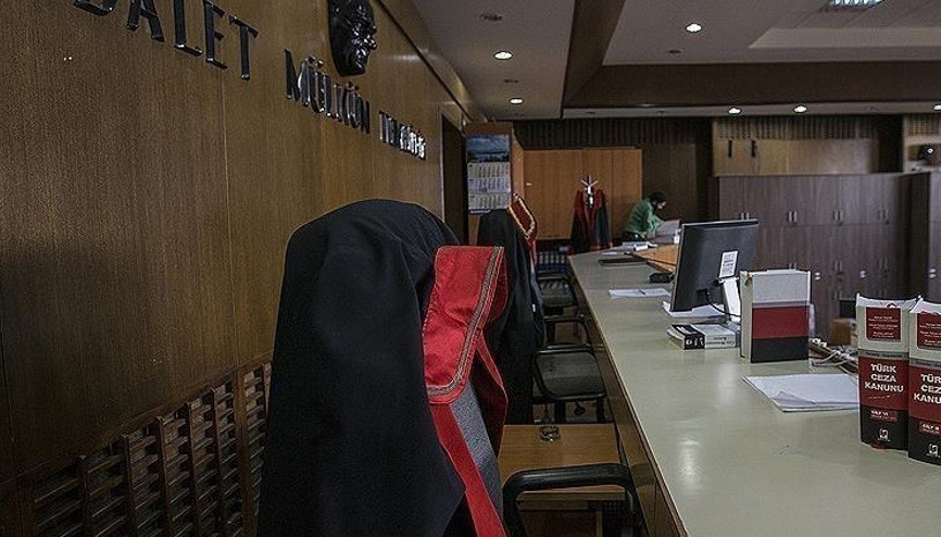 İstanbul Barosu Başkanı ve yönetiminin görevine son verildi