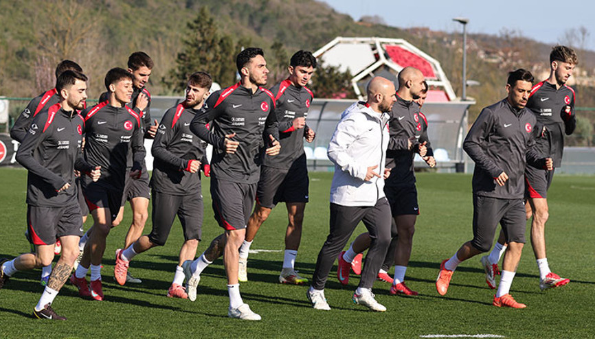 Türkiye A Milli Futbol Takımı Macaristan maçı hazırlıklarını tamamladı