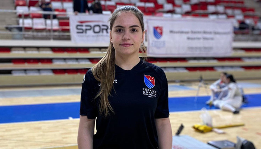 Milli eskrimci Alara Atmaca, 2028 Olimpiyat Oyunlarına katılmayı hedefliyor