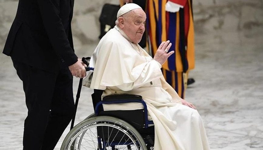 Papa günler sonra ilk defa halkın karşısına çıkacak