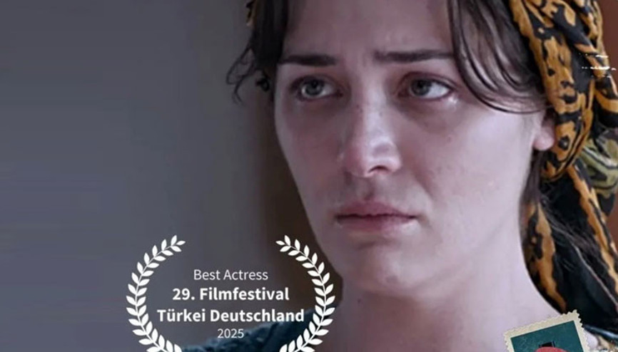 En İyi Kadın Oyuncu ödülü Deniz Işının