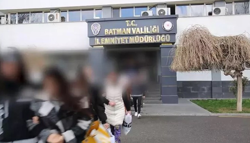 Batmanda büyü yapıp şifa dağıttıklarını öne süren şüphelilere operasyon: 300 milyon lira haksız kazanç