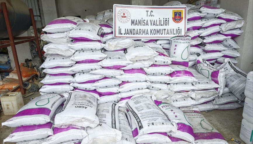 Manisada 29 ton sahte gübre ele geçirildi