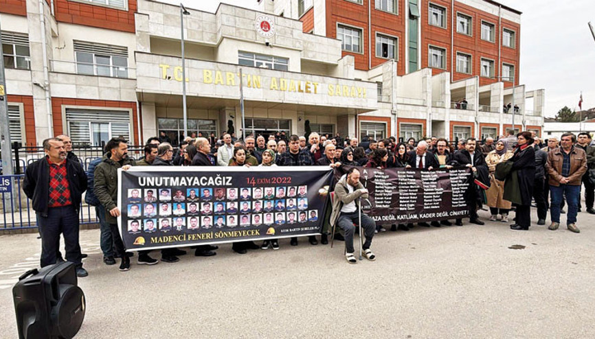 Maden faciasında tepki çeken karar 43 işçi hayatını kaybetmişti Maden faciasında tepki çeken karar 43 işçi hayatını kaybetmişti