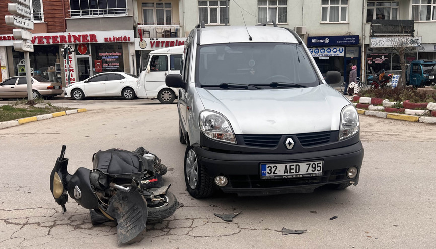 Motosiklet sürücüsü kazada yaralandı