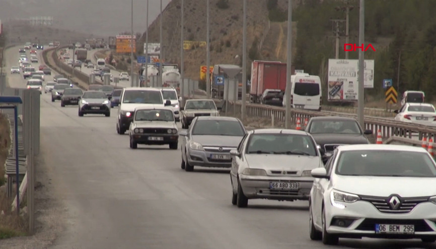 ‘Kilit kavşak’ Kırıkkale’de, bayram yoğunluğu başladı