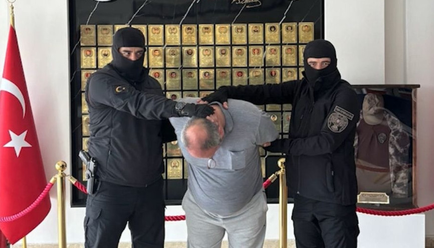 3 yıl 1 ay hapisle aranan FETÖ/PDYden ihraç emniyet müdürü yakalandı