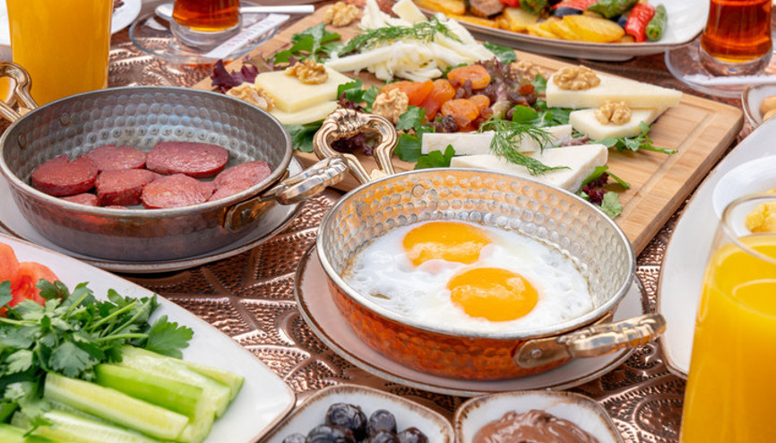 Bayramda ani beslenme değişikliği metabolizmayı zorlayabilir