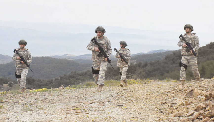 Mehmetçik’ten bayram nöbeti