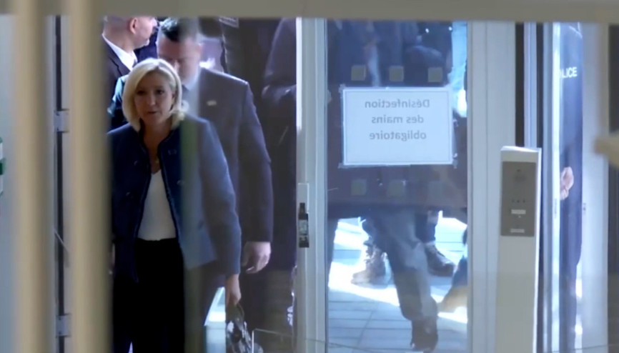 Le Pen, yolsuzluktan suçlu bulundu