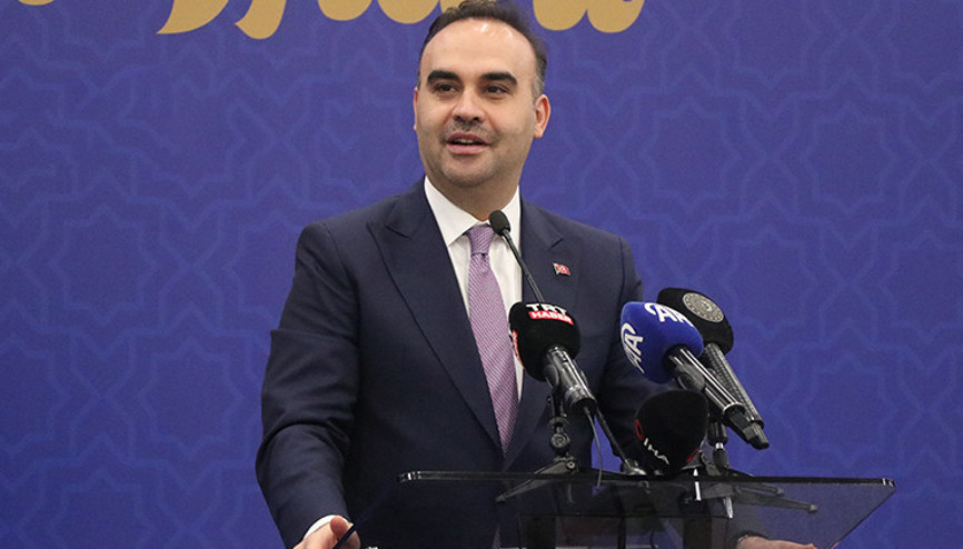 Bakan Kacırdan boykot çağrılarına tepki: Milletimiz bu tür oyunlara gelmez