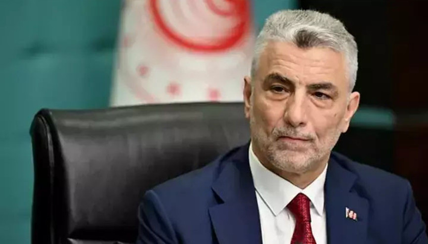 Ticaret Bakanı Bolat, boykot çağrılarına karşı esnafı ziyaret etti