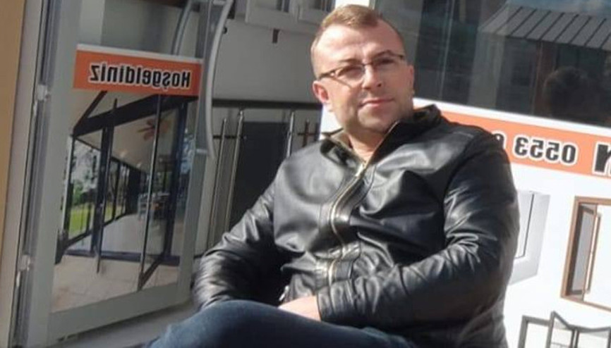Konyada sokak ortasında dehşet Baba öldü, 12 yaşındaki kızı yaralı Konyada sokak ortasında dehşet Baba öldü, 12 yaşındaki kızı yaralı