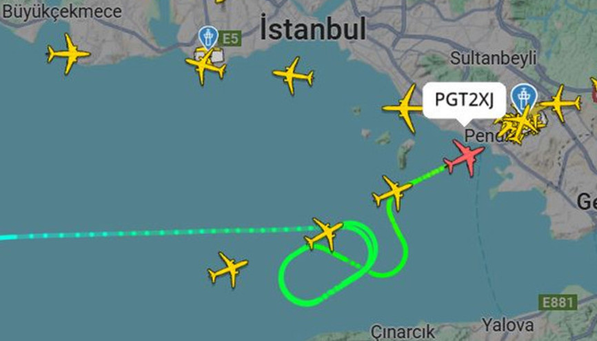 Pilot: Küçük kuşlara çarpmış olabilirim