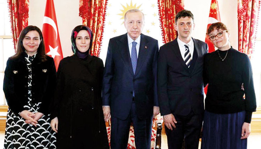 Sürecin yakın takipçisiyim