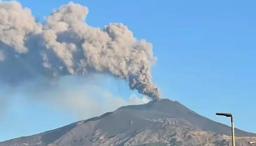 Etna Yanardağında korkutan hareketlilik
