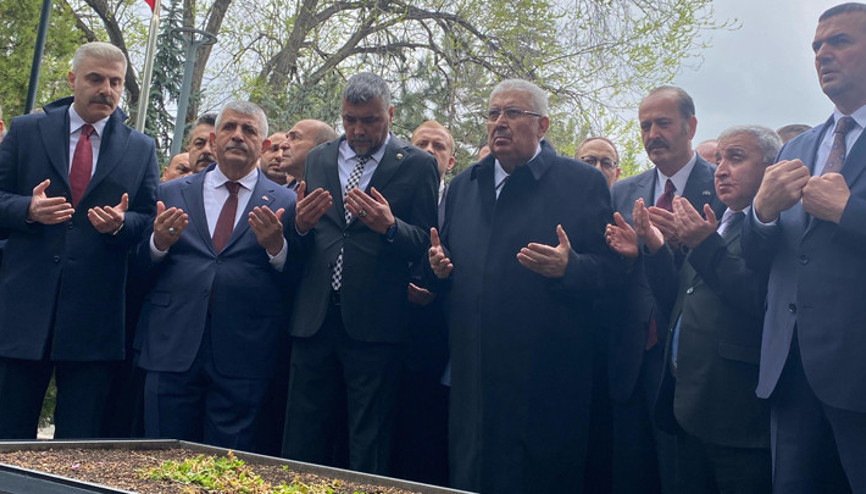 Alparslan Türkeş, vefatının 28inci yıl dönümünde anıldı