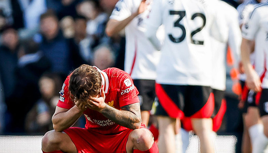 Lider Liverpoola Fulham engeli