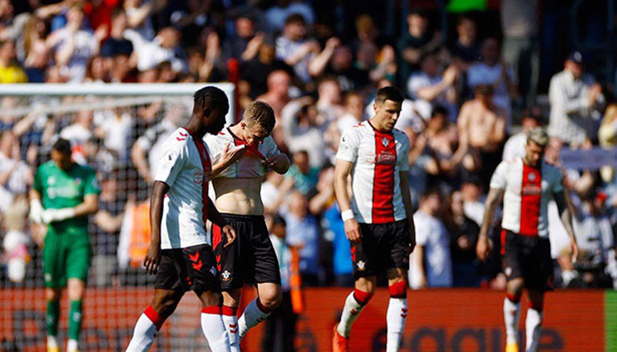 Southampton, Premier Ligde en erken küme düşen takım oldu