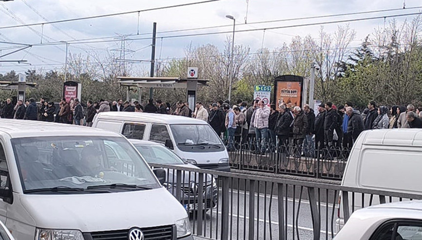 İstanbulda arızalanan metro ve teleferik hattındaki seferler normale döndü
