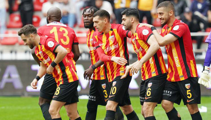 Kayserispor, son düzlükteki performansıyla lige tutunuyor
