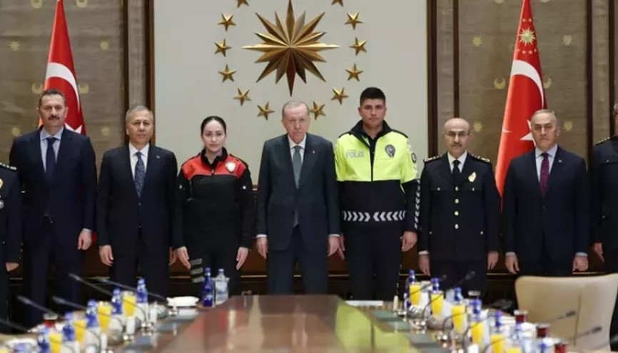 Cumhurbaşkanı Erdoğan: Emniyet birimlerimiz estirilmek istenen eşkıyalığa fırsat vermemiştir