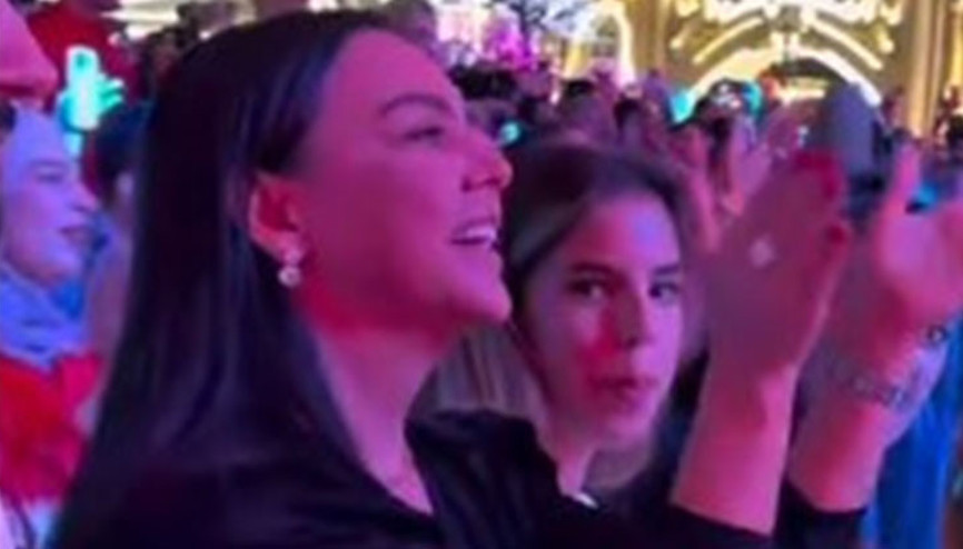 Ebru Gündeş’in kızı Alara büyüdü