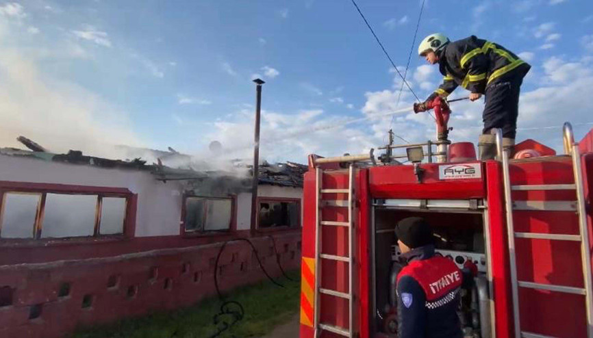 Evde çıkan yangında öldü