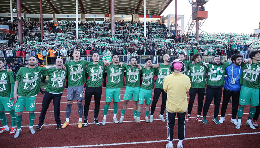 Bursaspor 2. Lige yükseldi