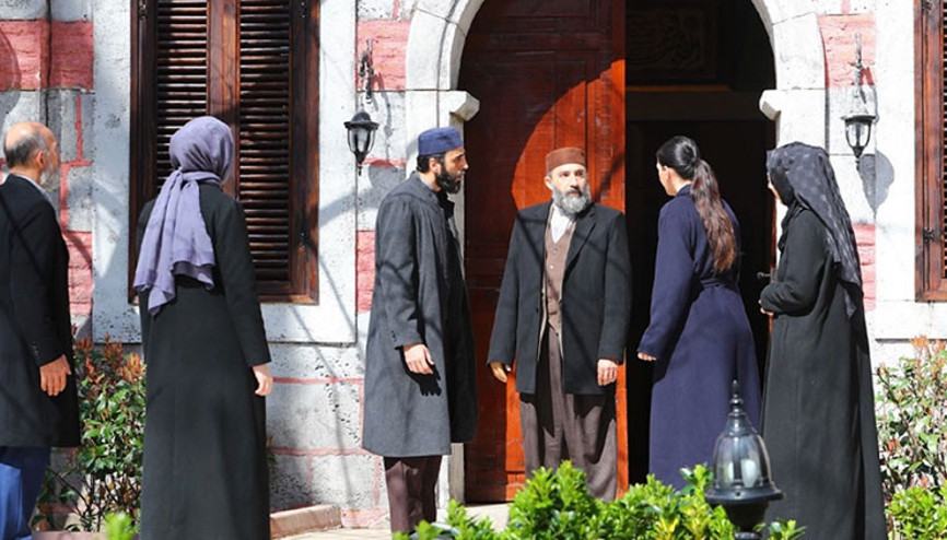 Kızıl Goncalar bu akşam var mı, yok mu Kızıl Goncalar yeni bölüm ne zaman 14 Nisan Pazartesi Now Tv yayın akışı...