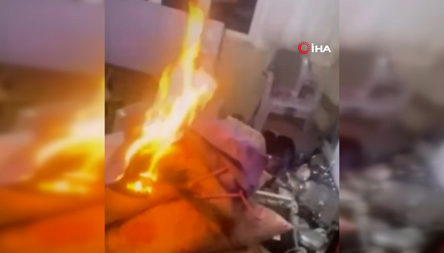 Annesine kızıp evi ateşe verdi, o anları da canlı yayınladı