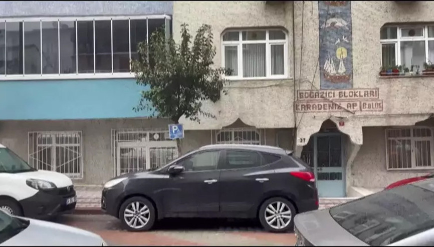 Sultangazide aile katliamı Eşini ve kızını öldürüp intihar etti