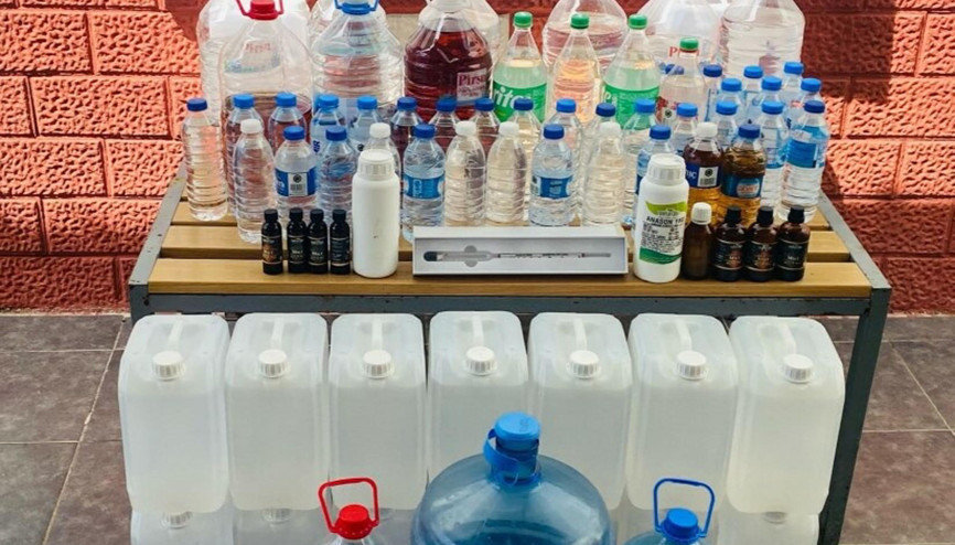 İzmir’de 8 ton kaçak alkol ele geçirildi