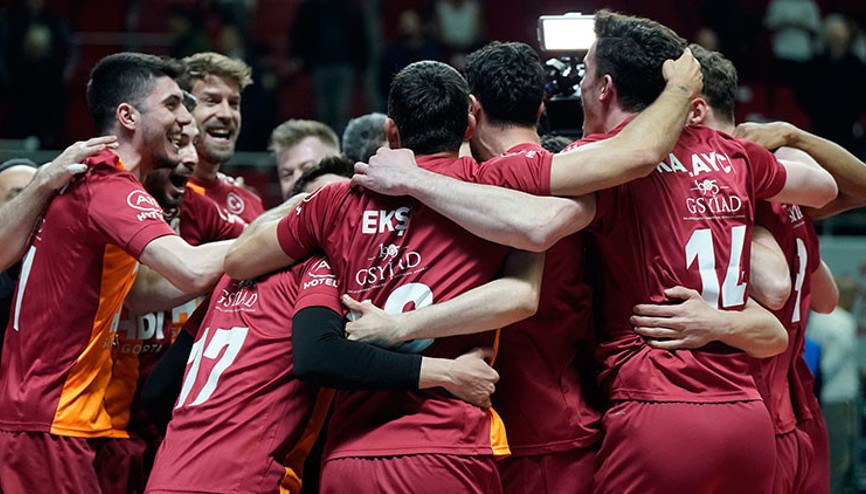 Galatasaray, derbide Fenerbahçeyi saf dışı bırakarak finalde Galatasaray, derbide Fenerbahçeyi saf dışı bırakarak finalde