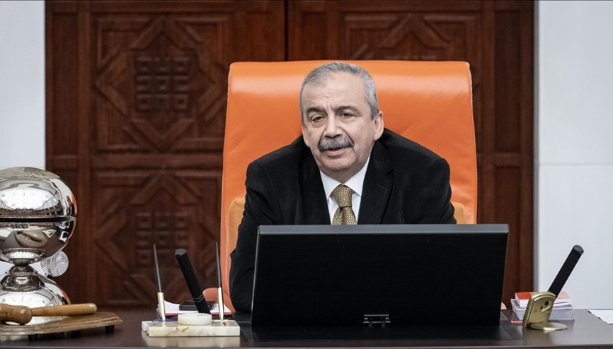 Sırrı Süreyya Önder Meclis Başkanı mı Tedavi süreci devam ediyor Sırrı Süreyya Önder kimdir, kaç yaşında, nereli