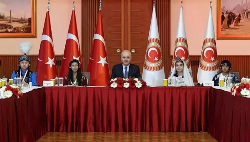 TBMM Başkanı Kurtulmuş, dünya çocuklarını kabul etti