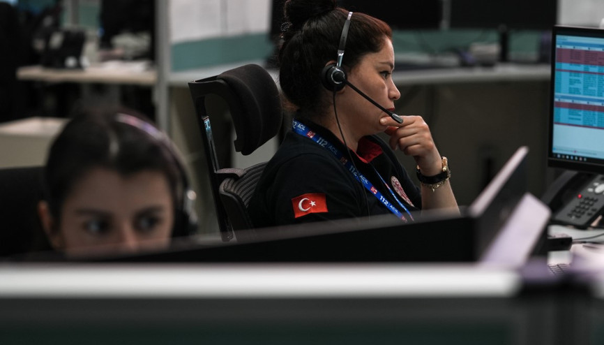 112 Acil Çağrı Merkezine ilginç telefonlar Gün arkadaşlarım gelmedi bana komplo kuruyorlar