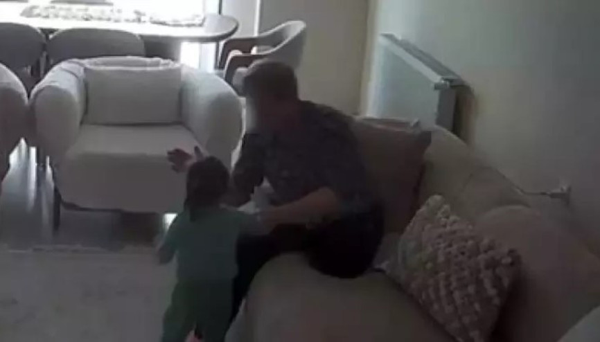 Aydın’da 2 yaşındaki çocuğa şiddet uygulayan bakıcı tutuklandı Aydın’da 2 yaşındaki çocuğa şiddet uygulayan bakıcı tutuklandı