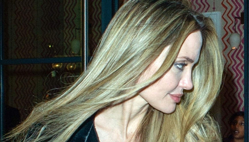 Yıllarca babalarından köşe bucak kaçırdı... Hayatın gerçeğiyle can evinden vuruldu... Çocukları ona da yar olmadı Yıllarca babalarından köşe bucak kaçırdı... Hayatın gerçeğiyle can evinden vuruldu... Çocukları ona da yar olmadı