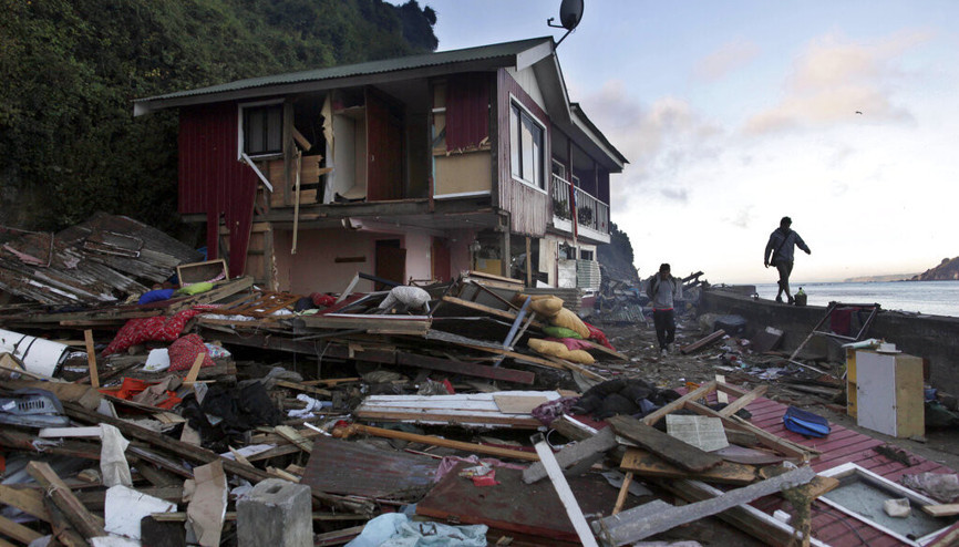 8.8lik deprem yaşanırken evde huzur içinde uyuyordu, bir anda kendini okyanusun ortasında buldu Hiçbir şey kalmamıştı