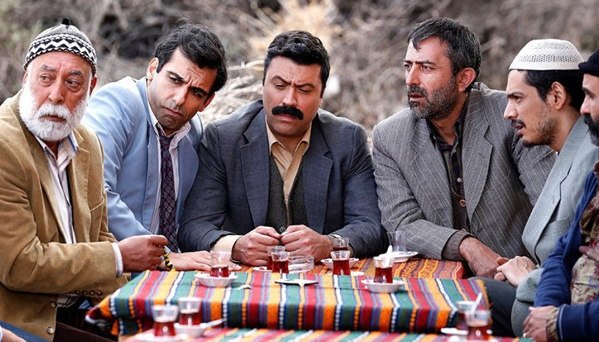 Eski Köye Yeni Adet filmi konusu nedir, nerede çekildi Eski Köye Yeni Adet oyuncuları ve karakterleri